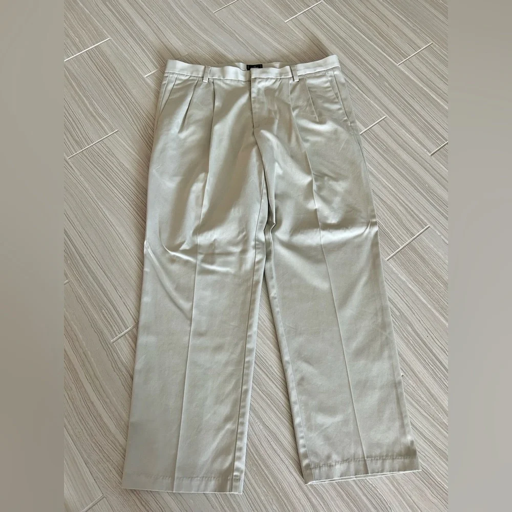 Dockers men’s easy fit pants 38 x 31